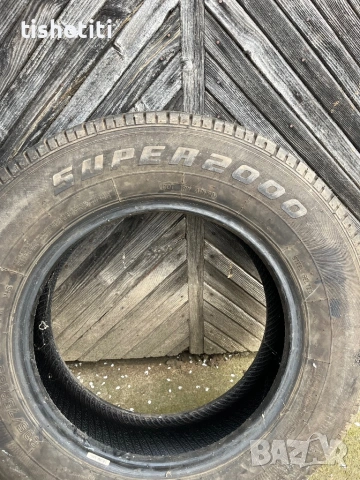 Продавам гума за бус