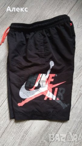 Nike Jordan къси панталони 128-140см, снимка 6 - Детски къси панталони - 45822520