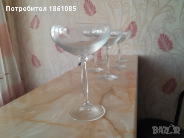 Елегантни чаши за десерт или коктейл, снимка 5 - Чаши - 52026570