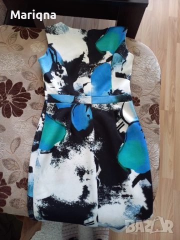 Дамска цветна рокля, снимка 2 - Рокли - 53847687