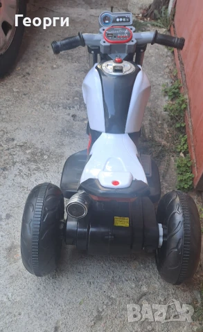 Детска електрическа триколка, снимка 2 - Детски велосипеди, триколки и коли - 51267188