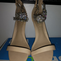 Дамски сандали на ток в телесен цвят, снимка 2 - Дамски елегантни обувки - 44956506
