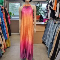 Сатенена рокля солей в преливащи цветове, снимка 3 - Рокли - 45572861