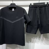 Нови мъжки екипи nike , снимка 1 - Спортни дрехи, екипи - 45351102