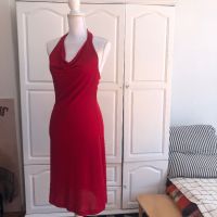 Червена рокля ZARA ,елегантна за пролет/лято., снимка 4 - Рокли - 45192495