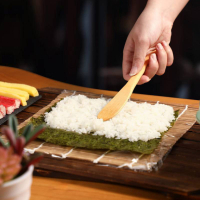 4535 Бамбукова подложка за навиване на суши, 24x24cm, снимка 3 - Аксесоари за кухня - 44950157