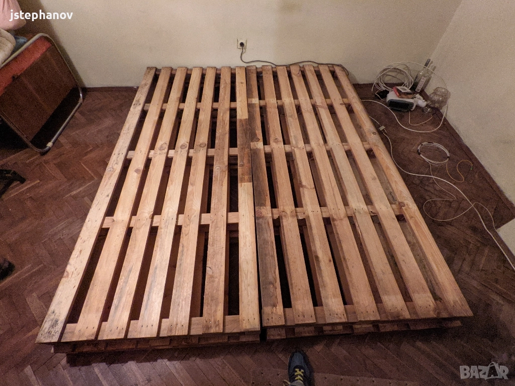 4 големи палета в отлично състояние, снимка 1