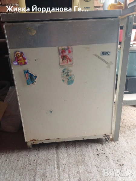 хладилник малък, снимка 1