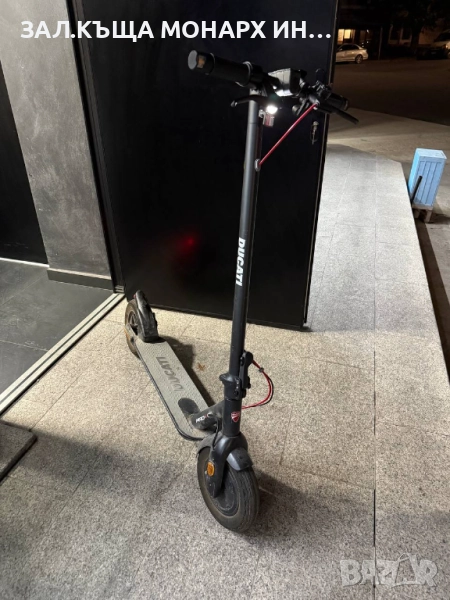 Електрическа тротинетка Ducati Pro-I,350W/+зарядно, снимка 1