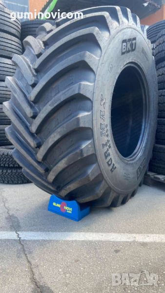 Предни гуми за комбайн 800/65R32 (30.5LR32) BKT AGRIMAX RT600, снимка 1