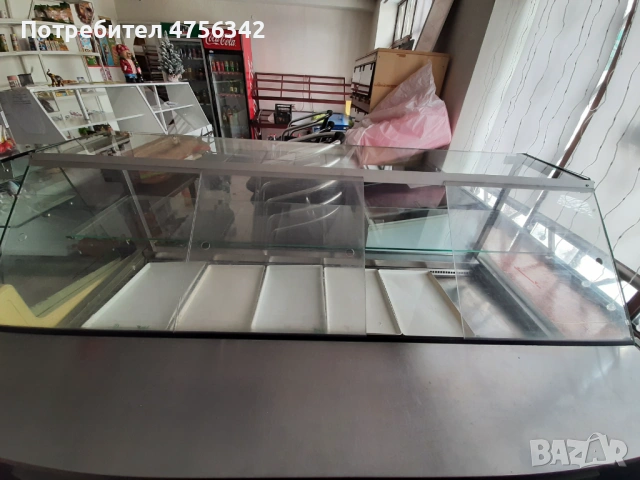 Hladilna vitrina v perfektno sustoqnie! Razmeri- visochina -120sm, Dyjina- 180sm, shirina - 95 sm., снимка 3 - Витрини - 53726903