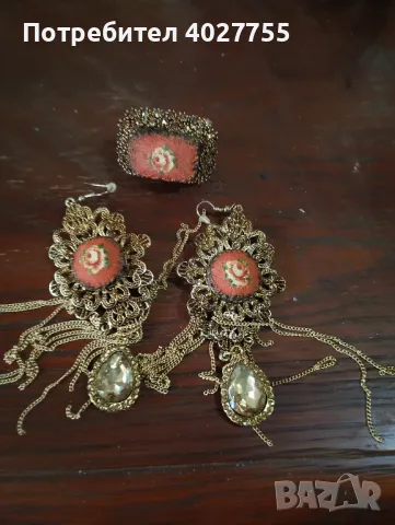 Колие и обеци ръчна изработка 