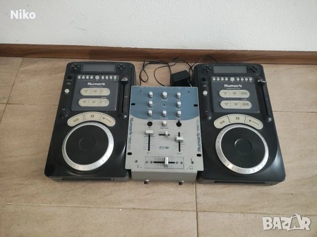 професионален cd player +mixer Numark