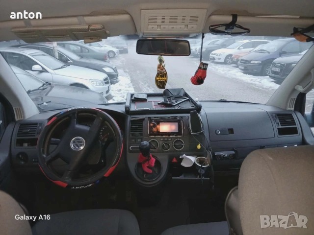 Volkswagen Transporter Multivan 2.5 TDI 174 pk 4motion, снимка 7 - Бусове и автобуси - 53270457