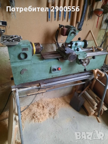 продавам струг и допълнителен патронник с прави и обратни челюсти