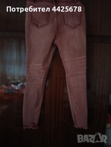 Дамски спортни дънки