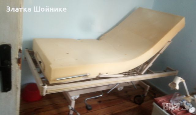 Heмско болнично легло с матрак механично, снимка 2 - Други - 45521683
