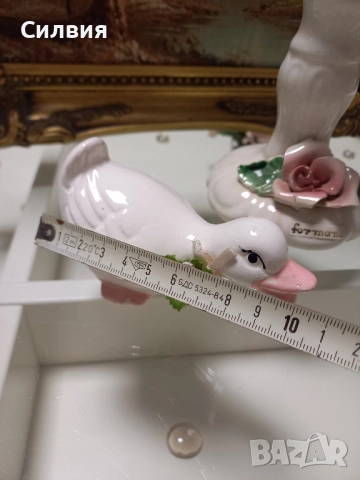 Порцеланов свещник с подарък. , снимка 5 - Декорация за дома - 52501076