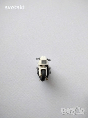 Малко колекционерско моделче на мотоциклет Suzuki, снимка 6 - Колекции - 54136589