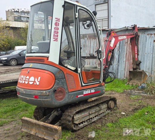 Мини багер 2т. Топ състояние! , снимка 2 - Индустриална техника - 53418910