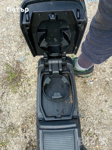 Подлакътник Volvo S60 V70 XC70, снимка 5 - Части - 53407174