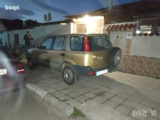 Продавам Хонда црв 1999 година