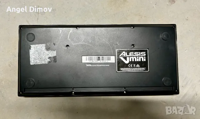 Midi Клавиатура Alesis Vmini, снимка 3 - Други - 47264143