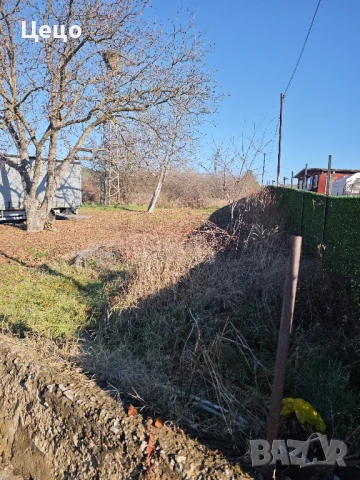 Продавам парцел в град Нови Искър.