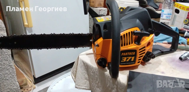 Резачка за дърва Partner 371, снимка 2 - Градинска техника - 53540271