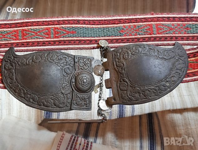 Старинни Възрожденски пафти с колан., снимка 2 - Антикварни и старинни предмети - 45862548