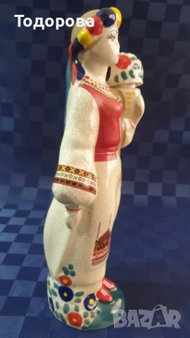 Порцеланов декантер -Украинка, снимка 7 - Антикварни и старинни предмети - 54006713