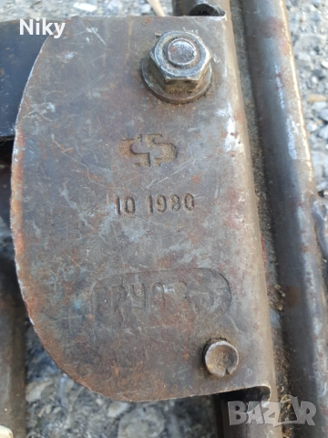 Крик от Москвич , снимка 2 - Аксесоари и консумативи - 51760388