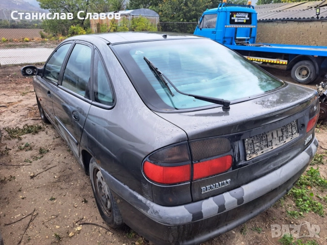 Renault Laguna 2.0i 114kc 95г, снимка 4 - Автомобили и джипове - 51934074