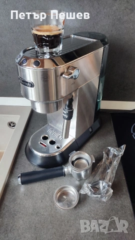 Кафемашина Delonghi Ec685 Dedica перфектно еспресо кафе E.S.E. pods