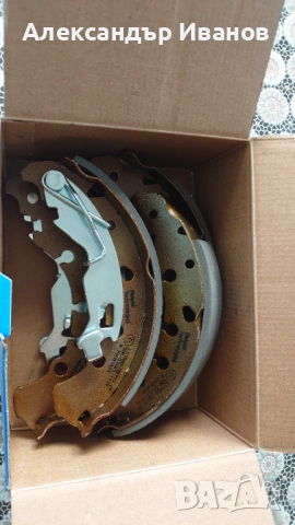 Спирачни челюсти (Delphi Делфи) за Опел Корса Д, снимка 2 - Части - 52184944