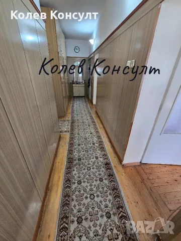 Продавам етаж от жилищна кооперация и гараж в град Първомай , снимка 1