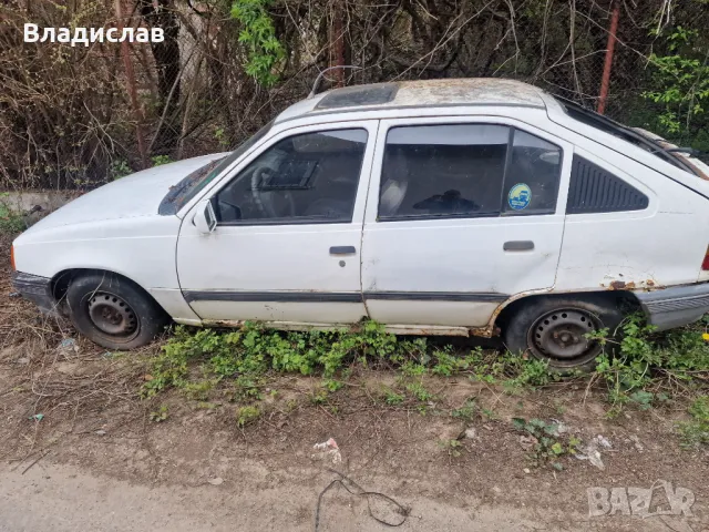 Опел кадет 1.7 чист дизел, снимка 2 - Автомобили и джипове - 49870665