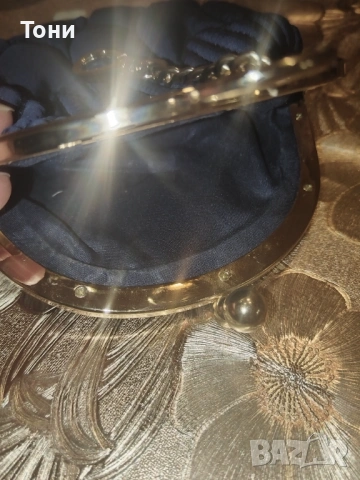 Нова Дамска Малка Чанта , снимка 3 - Чанти - 53358693