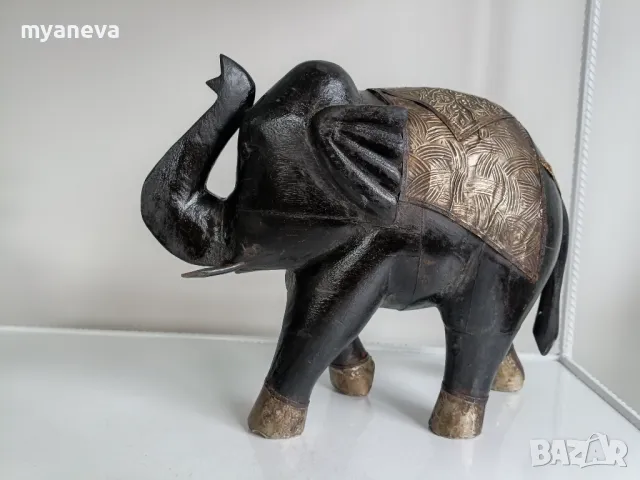 Слон, символ на сила, късмет и дълголетие