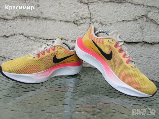 Дамски маратонки за бягане Nike Zoom Fly 5, снимка 8 - Маратонки - 46397872
