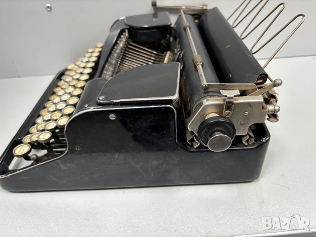 Стара Пишеща Машина Olympia Büromaschinenwerke A.G. 1935–1936 г, снимка 8 - Антикварни и старинни предмети - 53467634