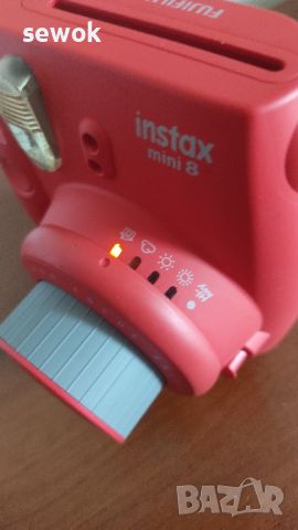 İnstax mini 8 отлично състояние , снимка 4 - Фотоапарати - 46329681