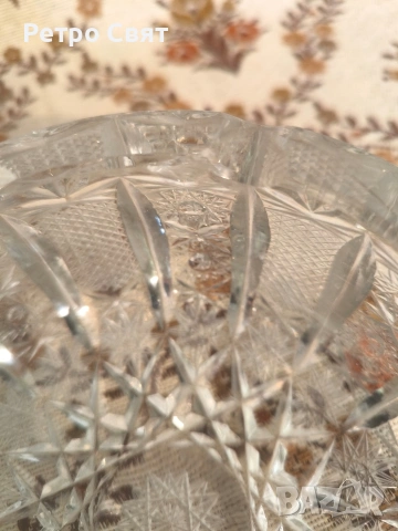 Кристален пепелник , снимка 2 - Антикварни и старинни предмети - 54188550