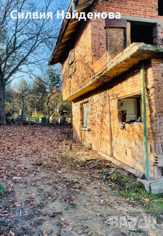 Продавам къща с.Нови хан кв.Побит камък, снимка 3 - Къщи - 53212231