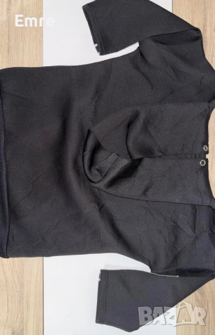 Kendall & Kylie For OVS Full Zip в черен цвят,размер S, снимка 2 - Жилетки - 52325987