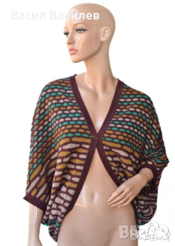 Дамска вълнена жилетка наметало, снимка 3 - Жилетки - 51934658