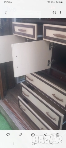 продавам две нощни шкафчета и скрин, снимка 3 - Скринове - 53531241