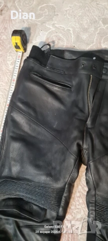 Продавам кожен моторджийски панталон#29, снимка 2 - Панталони - 53557961