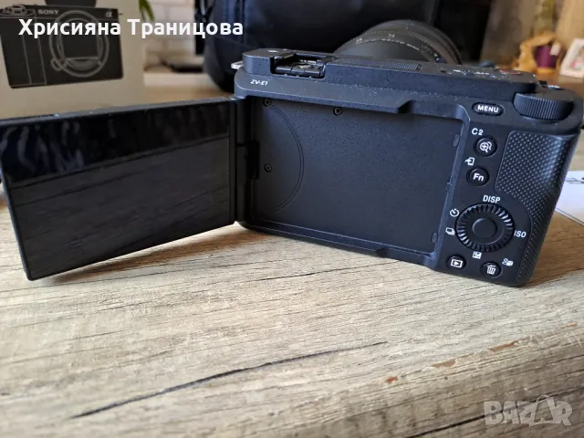 Водео камера Sony ZV-E1 с обектив Sony, снимка 4 - Камери - 46947070