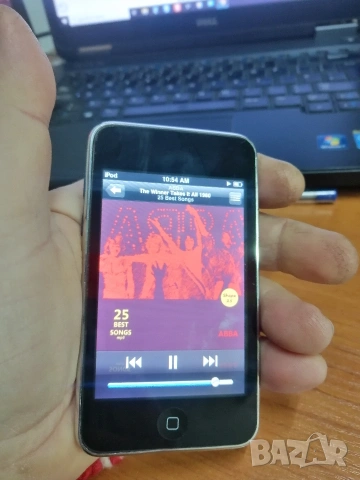 Apple iPod touch 3rd Generation 32 GB (Model A1318)